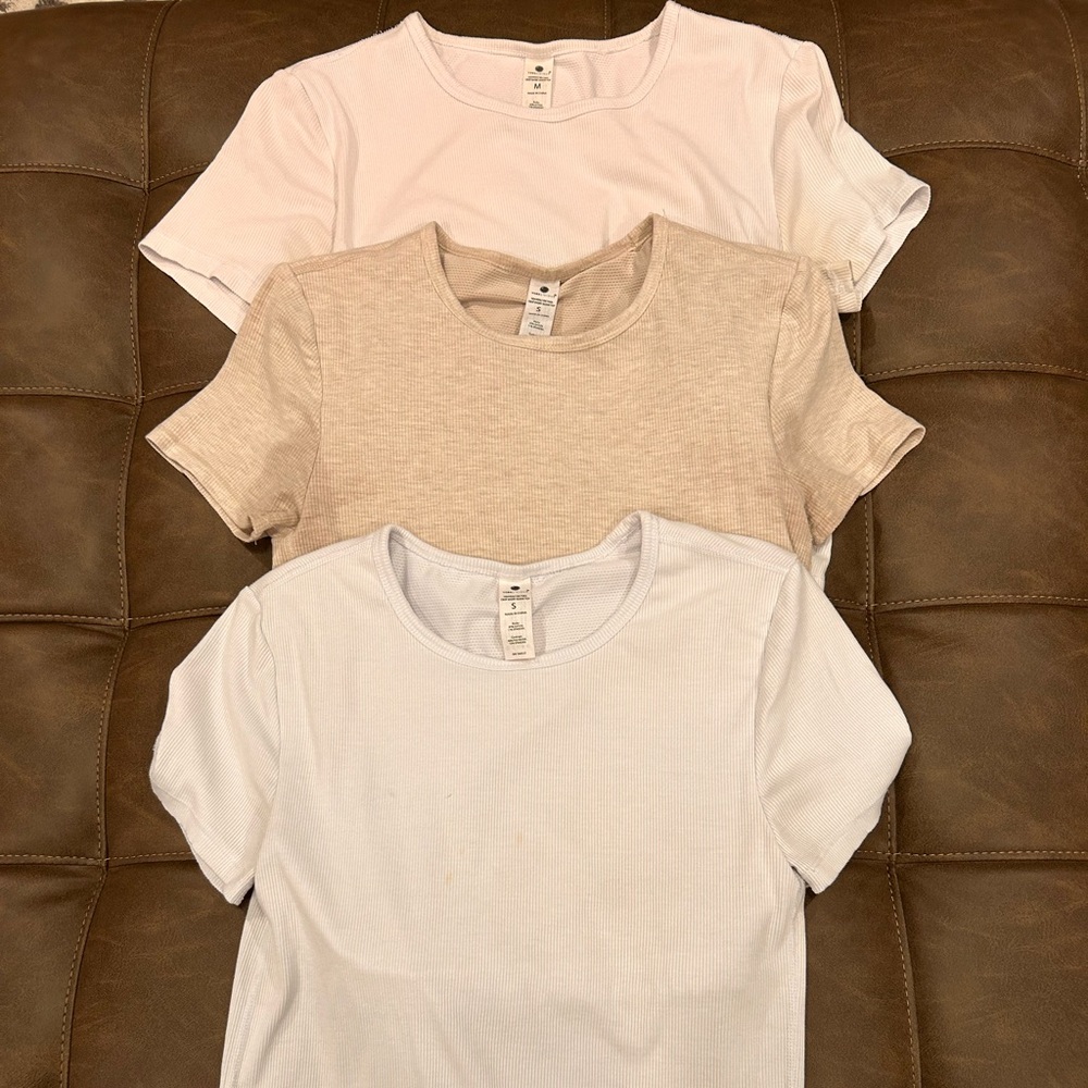 Yogalicious Beige and White Short Sleeve Tees